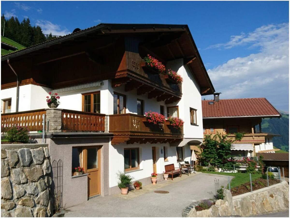 Haus Spitaler Appartement Hippach Buitenkant foto